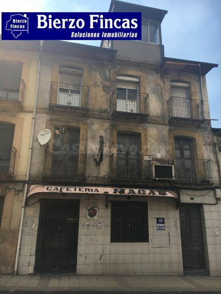 ️️ SE VENDE EDIFICIO EN EL CENTRO DE TORENO ️️
