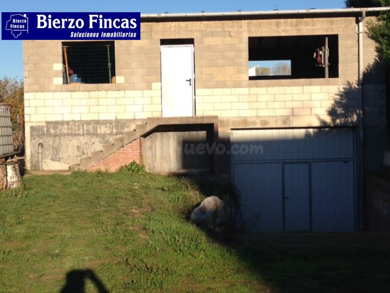 SE VENDE CASA CON FINCA - foto 5