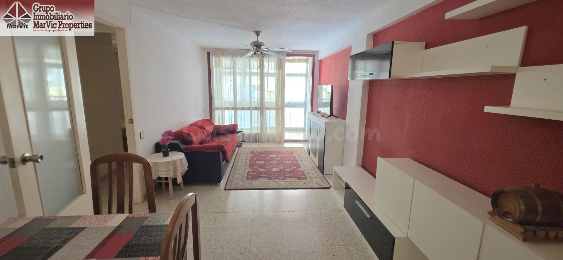 Atractivo Piso en Benidorm, Zona Poniente - Ideal para Inver - foto 2