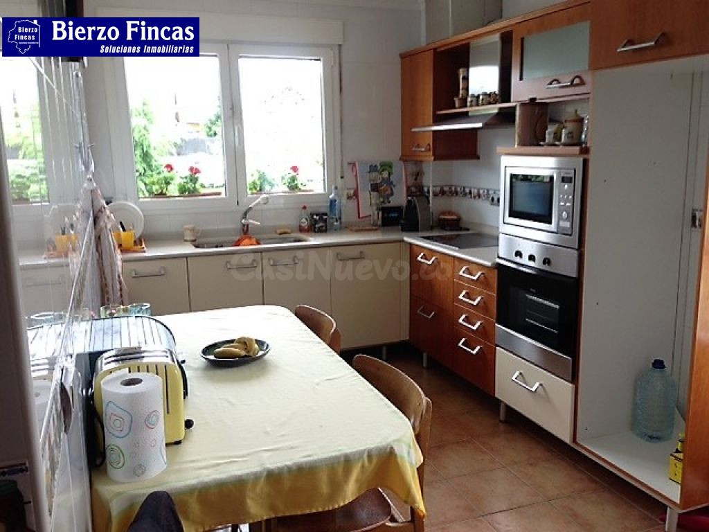 SE VENDE CHALET EN MATACHANA (BEMBIBRE) - foto 2