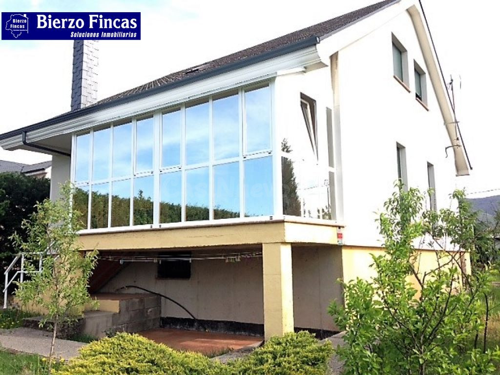 SE VENDE CHALET EN MATACHANA (BEMBIBRE) - foto 3