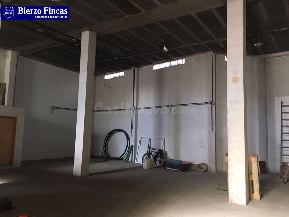 ✨ SE VENDE LOCAL COMERCIAL EN FLORES DEL SIL (PONFERRADA) ✨ - foto 5