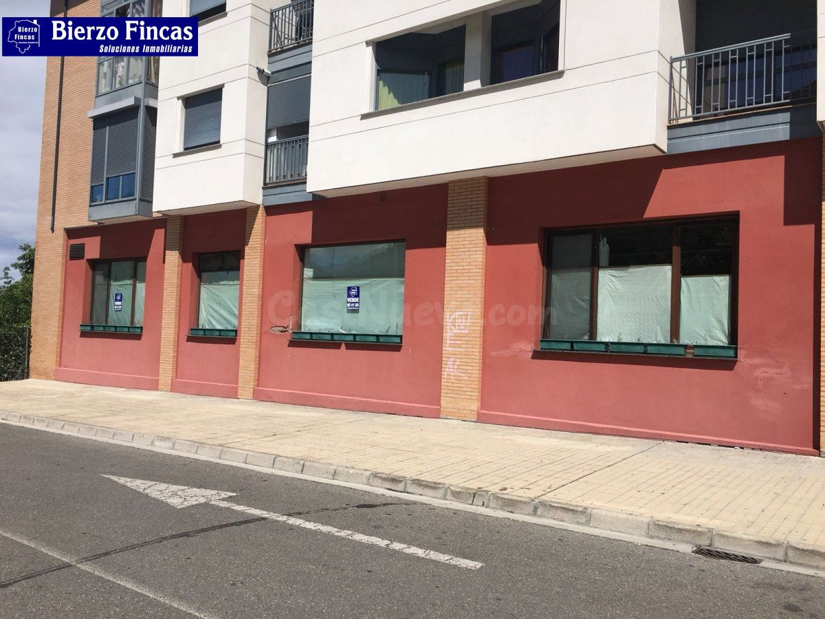 ✨✨ SE VENDE LOCAL COMERCIAL EN FLORES DEL SIL (PONFERRADA) ✨