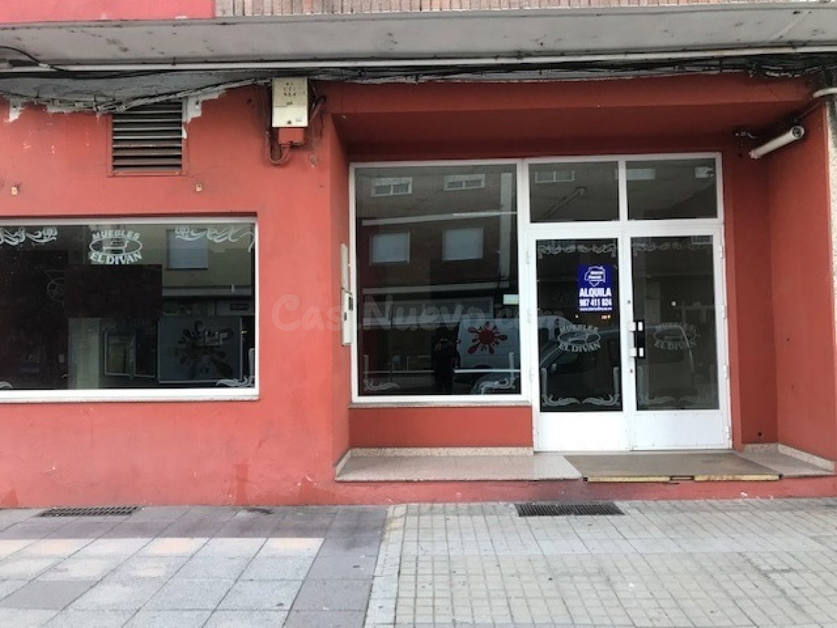 ✨ SE ALQUILA LOCAL COMERCIAL EN EL CENTRO DE PONFERRADA (PLA