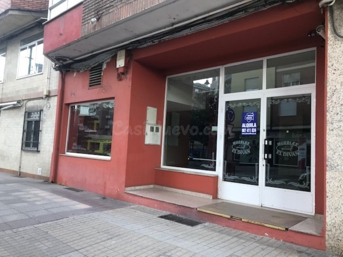 ✨ SE ALQUILA LOCAL COMERCIAL EN EL CENTRO DE PONFERRADA (PLA - foto 2