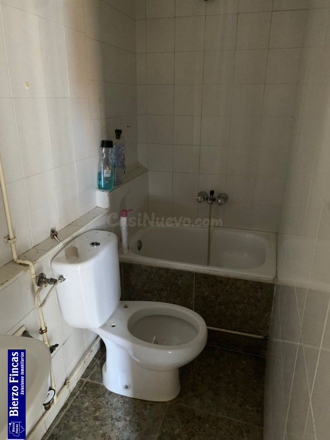 SE VENDE CASA PARA REFORMAR EN CUBILLOS DEL SIL - foto 5
