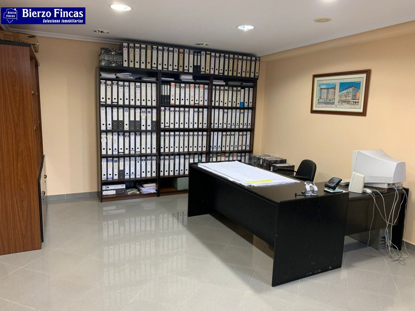 ✨SE OFRECE OFICINAS EN PLENO CENTRO DE PONFERRADA ✨