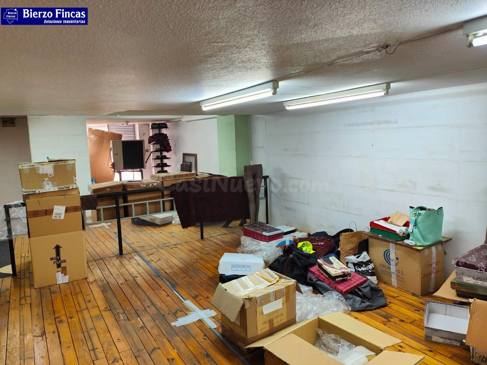 ✨ SE ALQUILA LOCAL COMERCIAL EN PLENO CENTRO DE PONFERRADA ✨ - foto 5