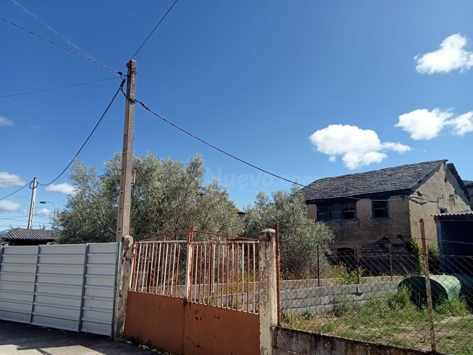 SE VENDE TERRENO URBANO EN SAN ANDRÉS DE MONTEJOS - foto 2