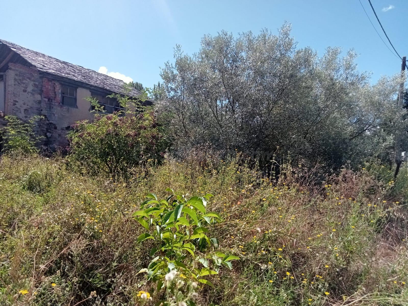 SE VENDE TERRENO URBANO EN SAN ANDRÉS DE MONTEJOS - foto 4