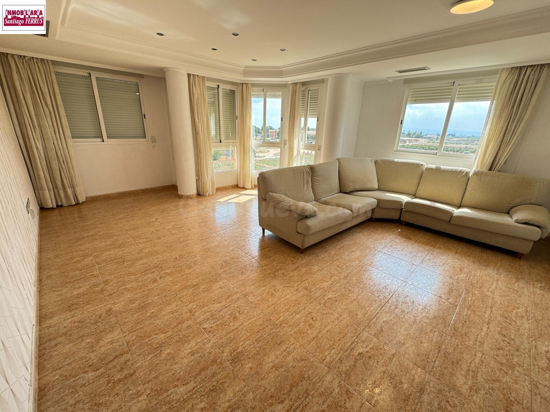 VENTA DE PISO CON PLAZA DE GARAJE Y TRASTERO EN BENIFAIO (VA - foto 2