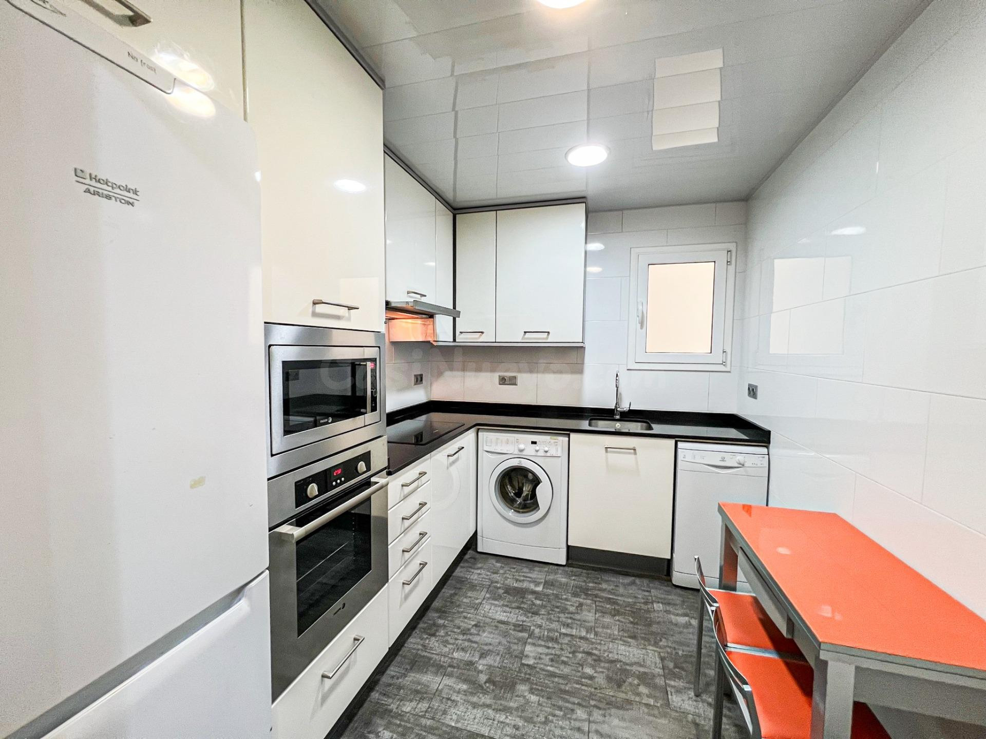 buscas una vivienda amplia y grande sin ascensor?