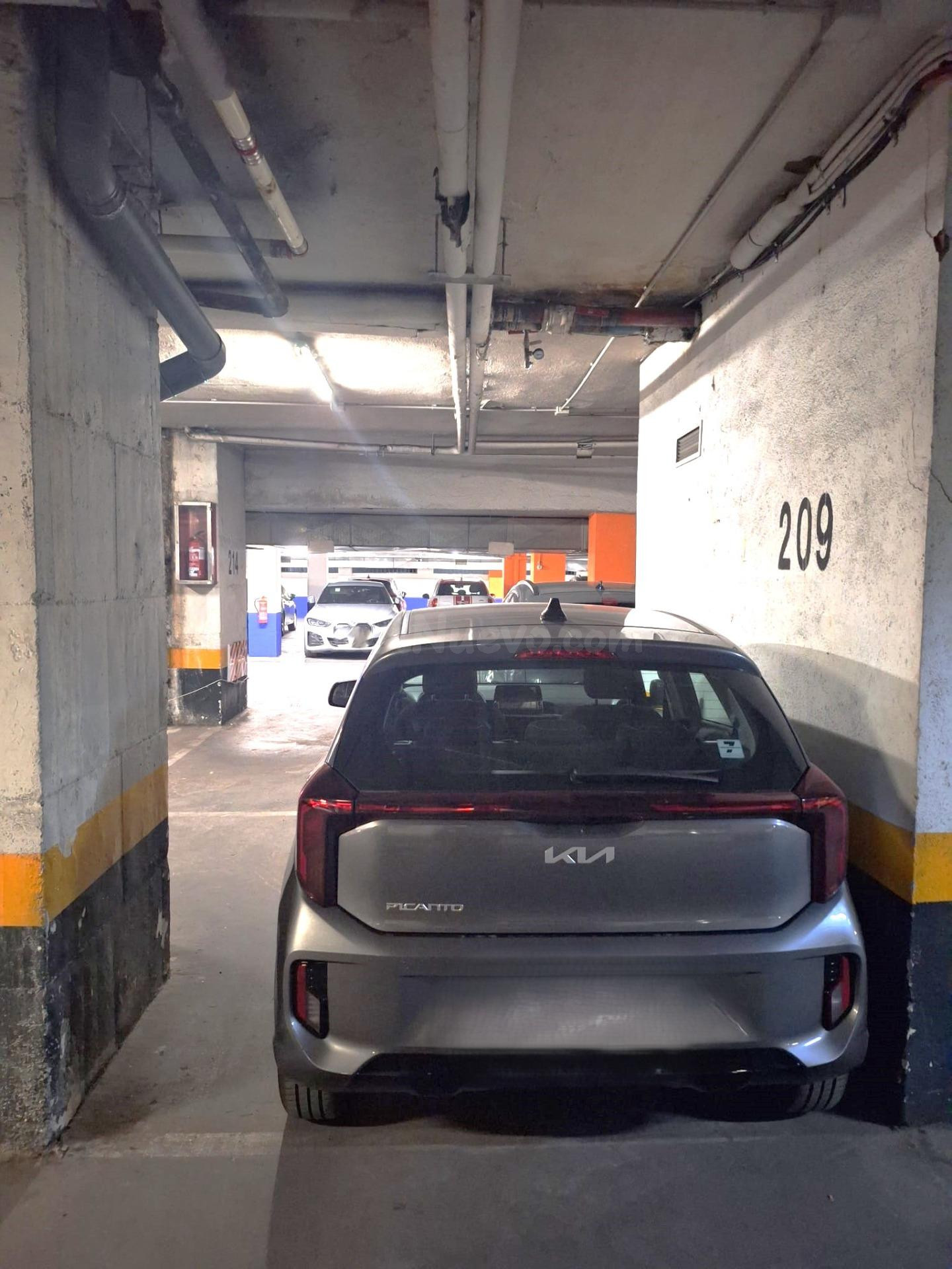 Plaza de garaje en venta junto a Santiago Bernabéu – AZCA |  - foto 5