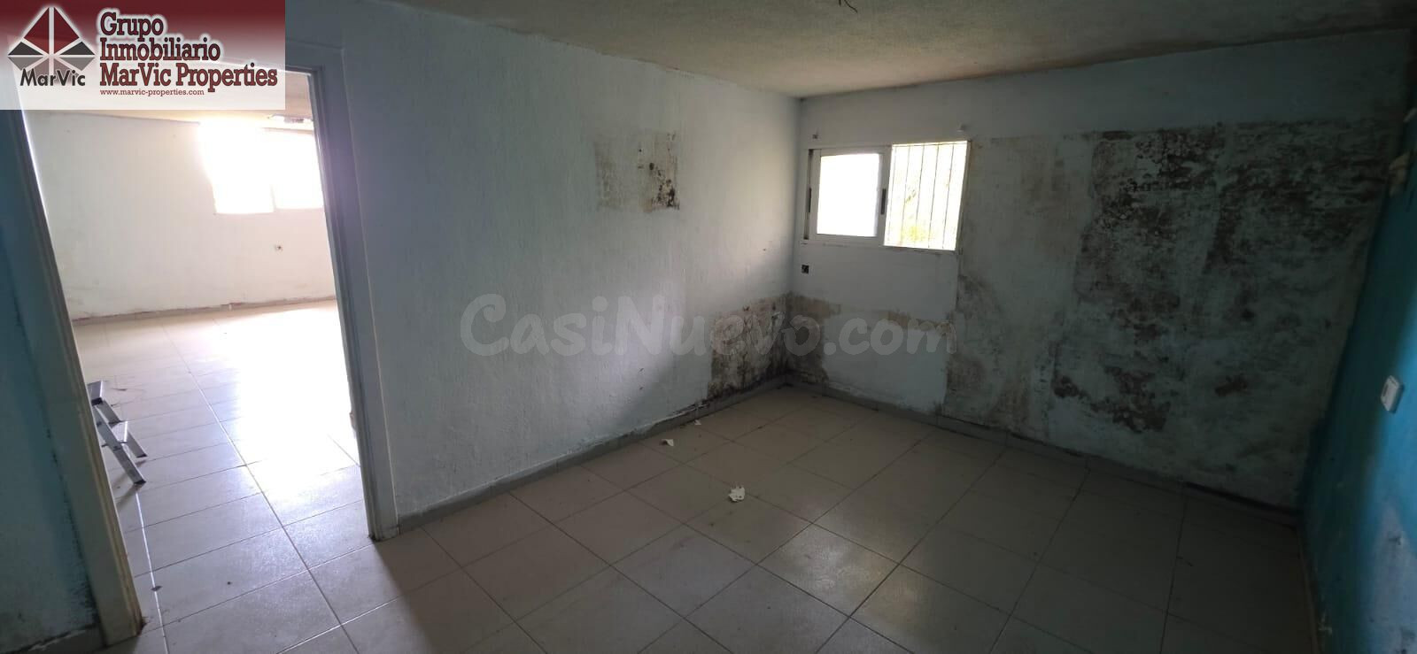 SE VENDE ESTUIO EN PRIMERA LINEA PONIENTE, PARA REFORMAR - foto 2