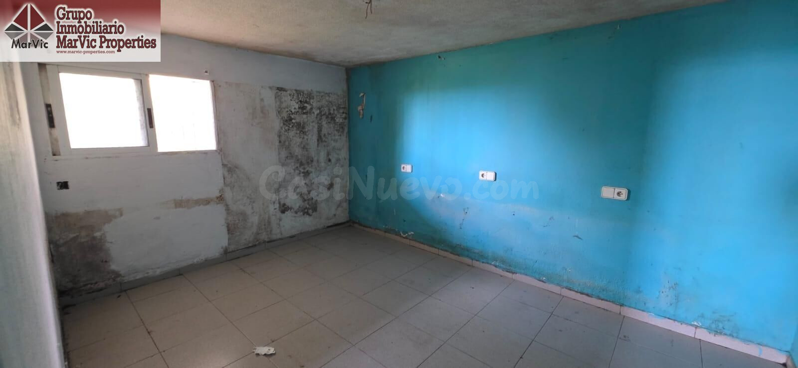 SE VENDE ESTUIO EN PRIMERA LINEA PONIENTE, PARA REFORMAR - foto 4