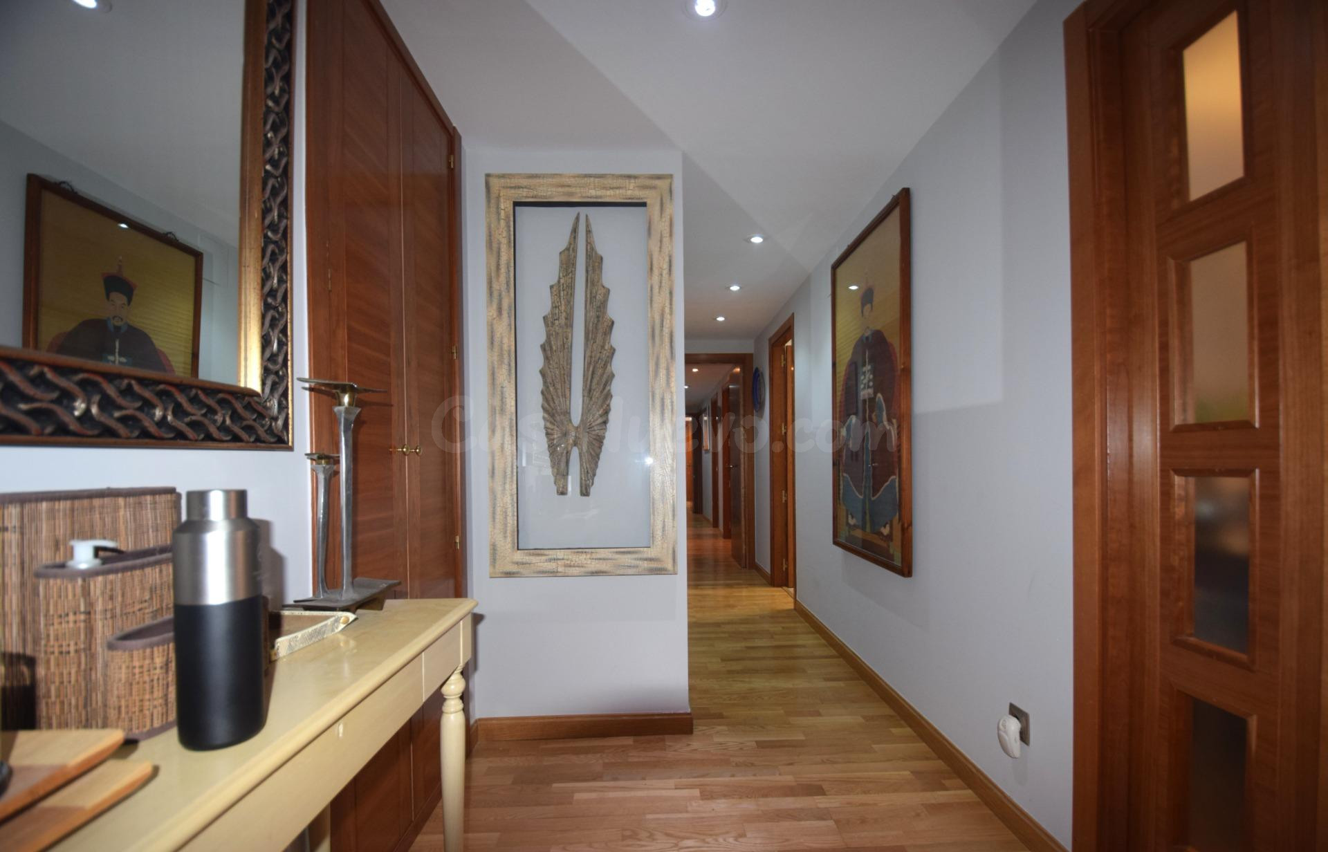 VIVIENDA DE 4 DORMITORIOS EN UNA DE LAS MEJORES ZONAS DE RIV