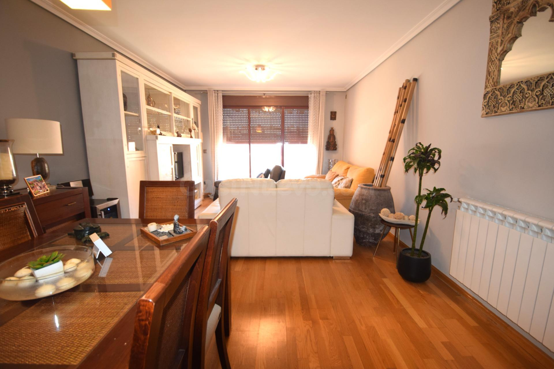 VIVIENDA DE 4 DORMITORIOS EN UNA DE LAS MEJORES ZONAS DE RIV - foto 4