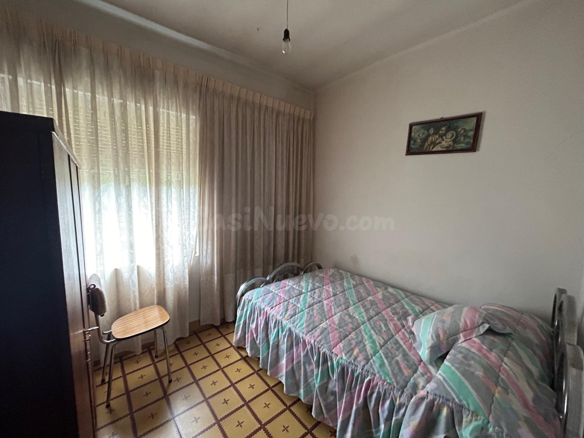 SE VENDE CASA EN VILLANUEVA DE VALDUEZA - foto 5