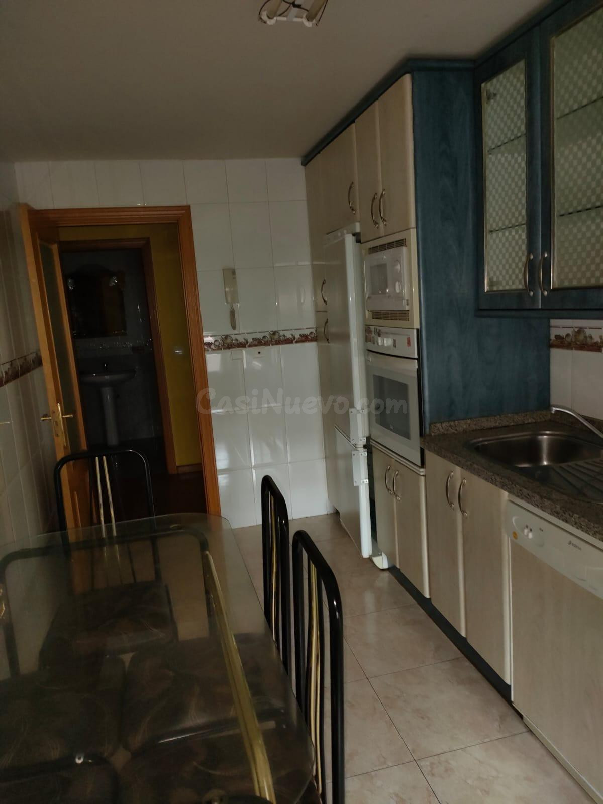 SE VENDE PISO EN TROBAJO DEL CAMINO - foto 2
