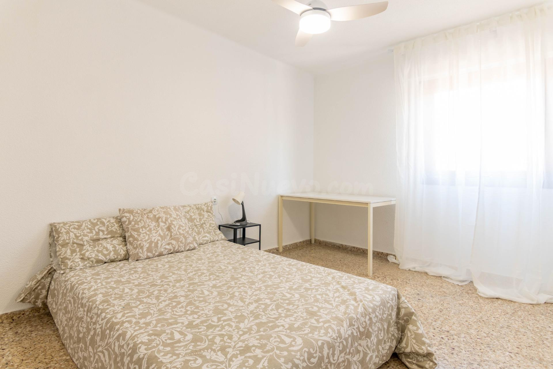 habitaciones ELDA PRACTICAMENTE A ESTRENAR!!! AGENDA UNA VIS