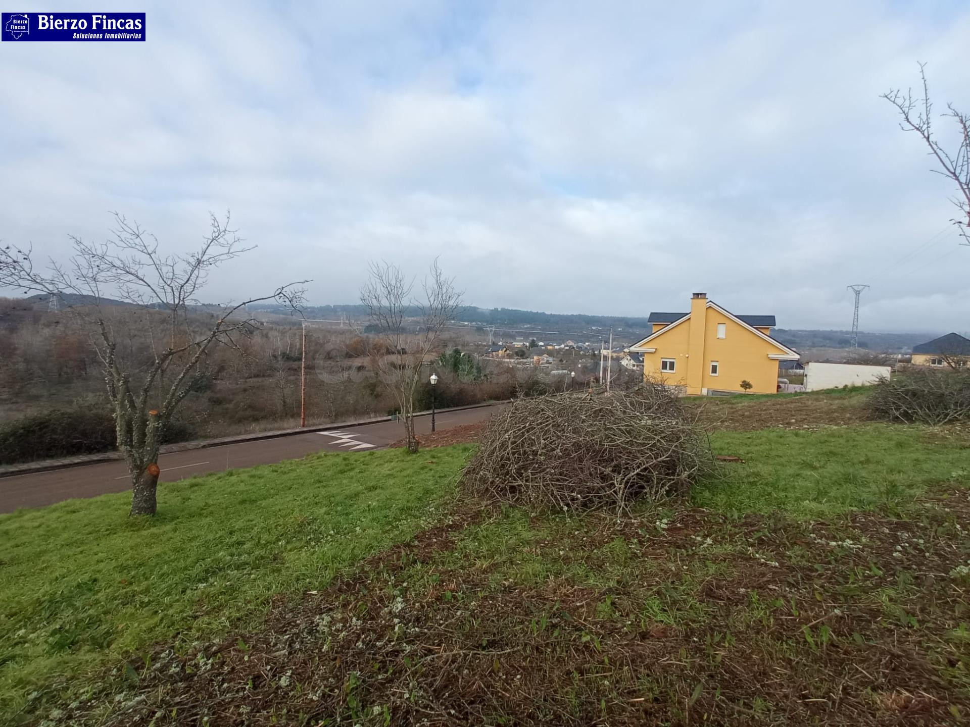 SE VENDE FINCA URBANA EN CALAMOCOS - foto 4