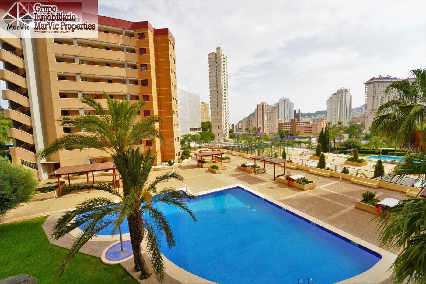 Oportunidad en zona del Bali en cala de Benidorm - foto 2