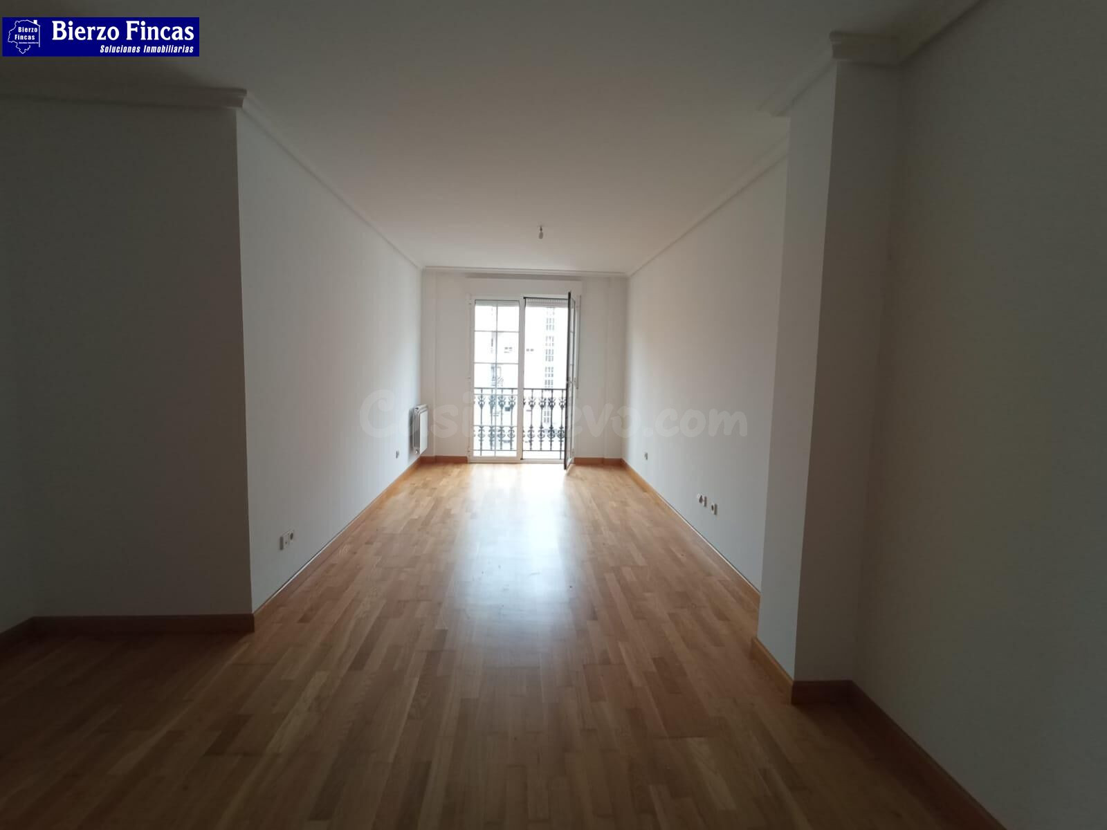 SE VENDE PISO EN EL CENTRO DE PONFERRADA - foto 3