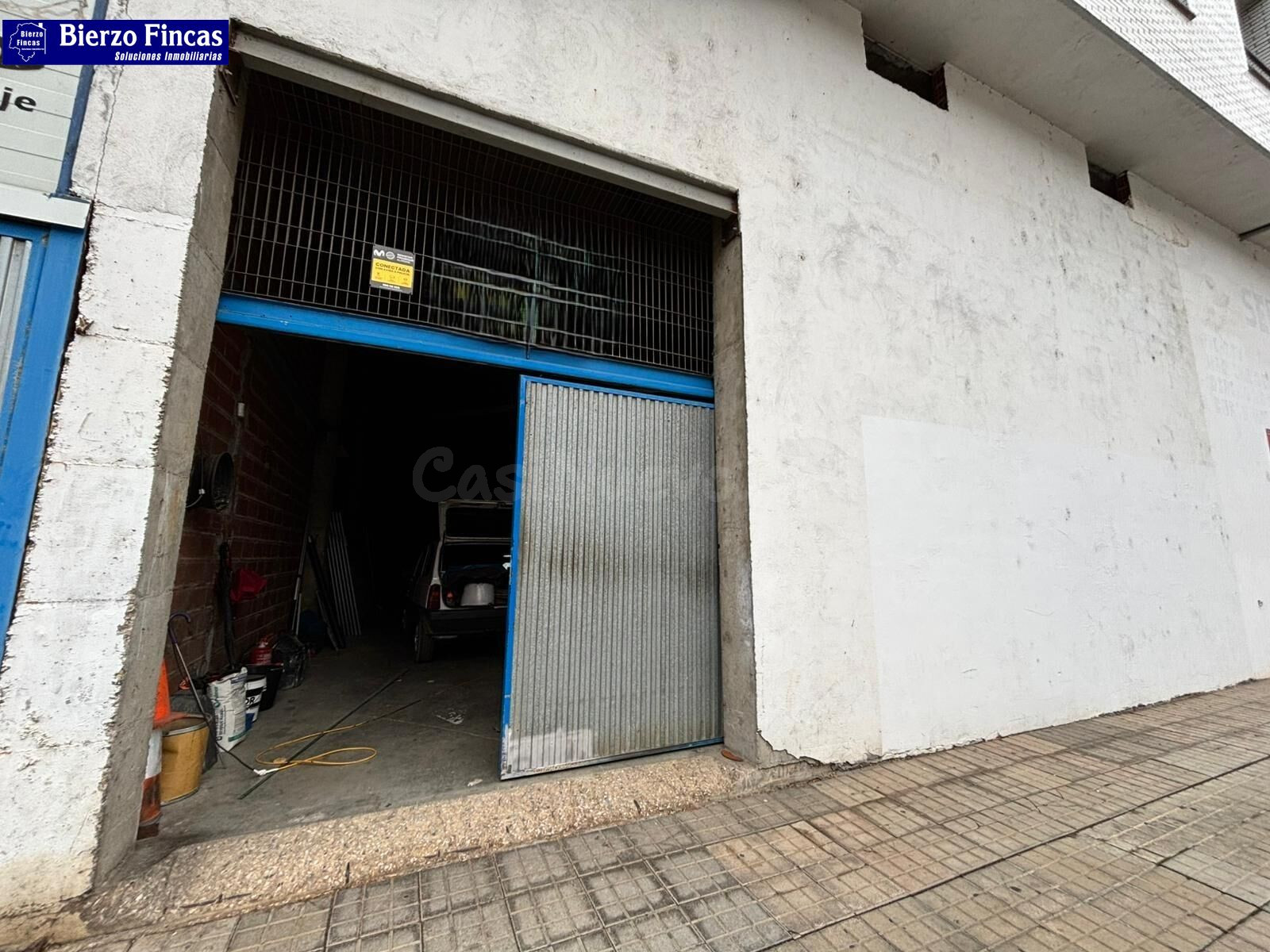 AMPLIO BAJO PARA ESTACIONAMIENTO O ALMACÉN EN ALQUILER, ZONA - foto 5