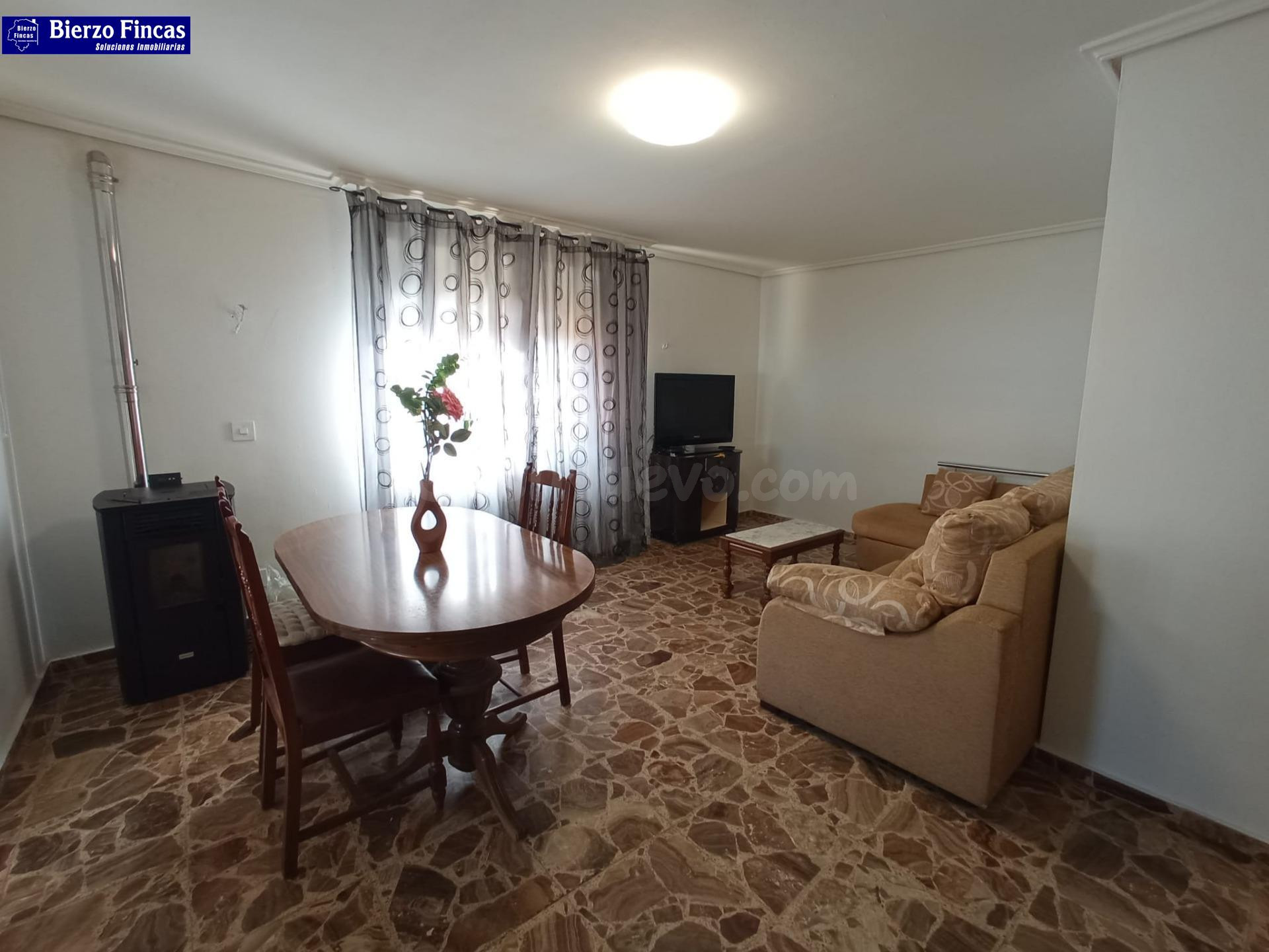 SE VENDE VIVIENDA UNIFAMILIAR EN FUENTESNUEVAS - foto 3