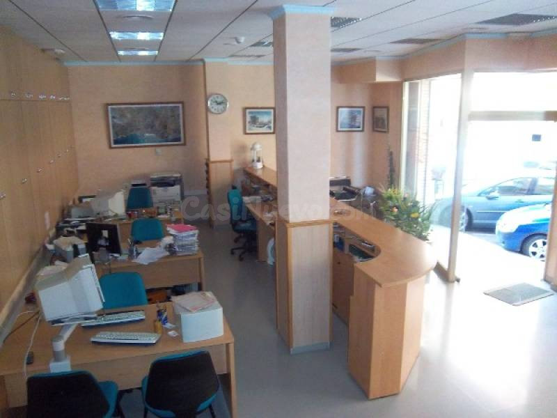 Local comercial en Cambrils. - foto 2