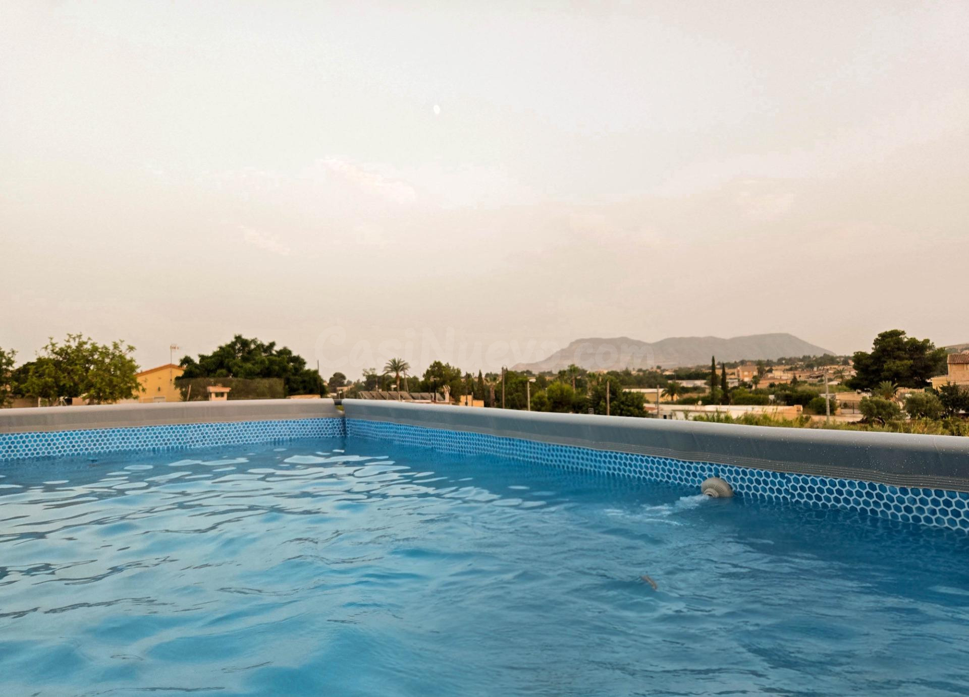 ¡Disfruta de la Costa Blanca en Este Encantador Chalet! - foto 2