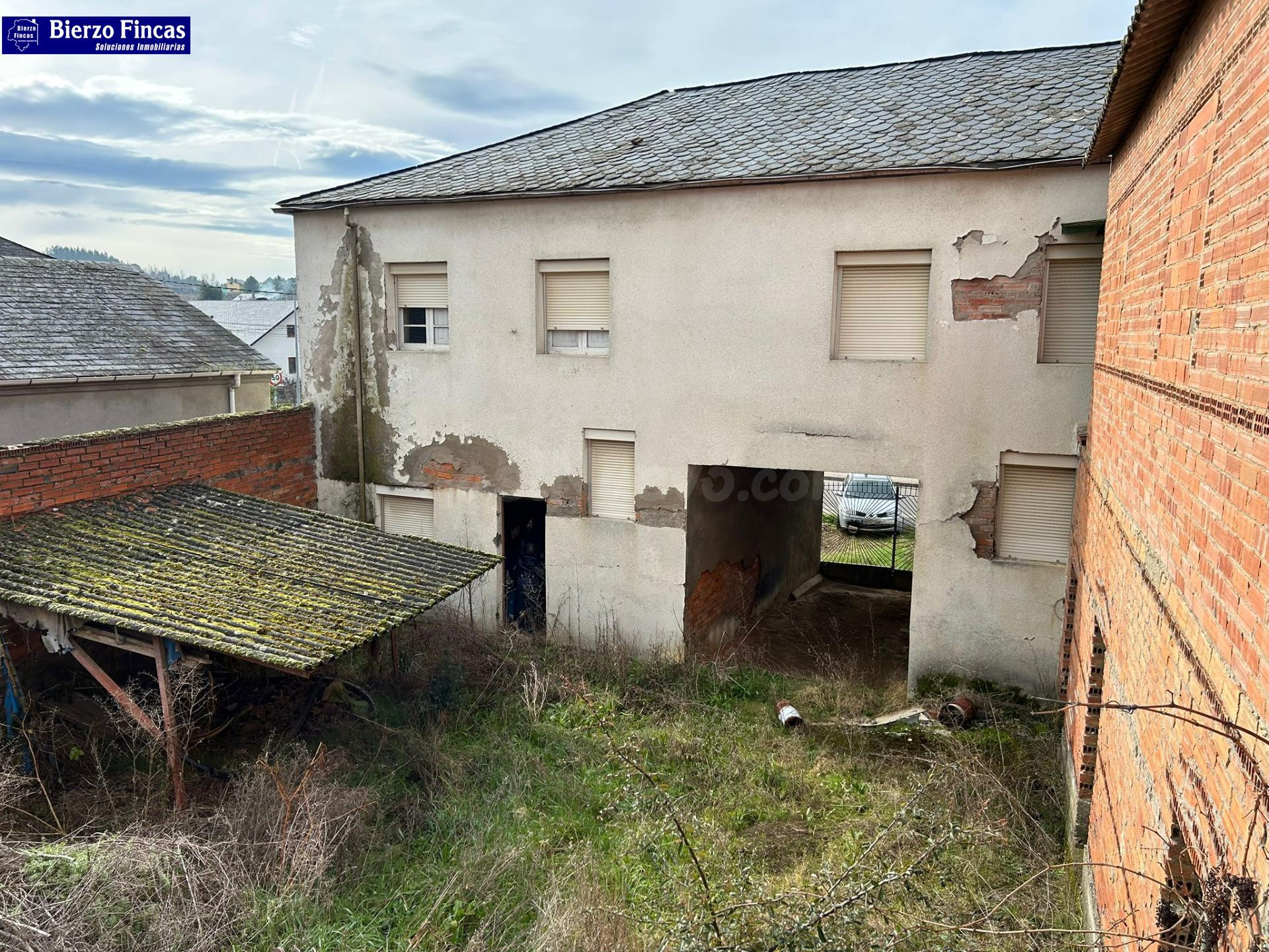 OPORTUNIDAD DE INVERSION VENTA DE CASA CON TERRENO EN CABAÑA - foto 3