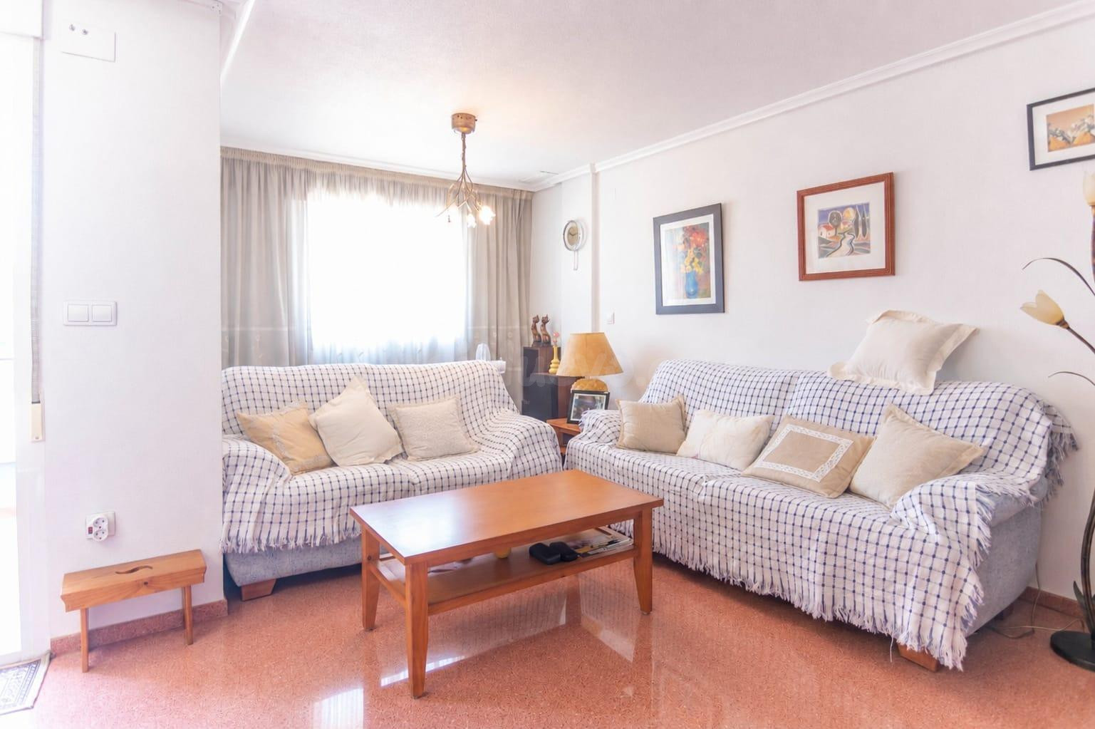 ¡Increíble Bungalow Seminuevo en el Corazón de Monforte del  - foto 3