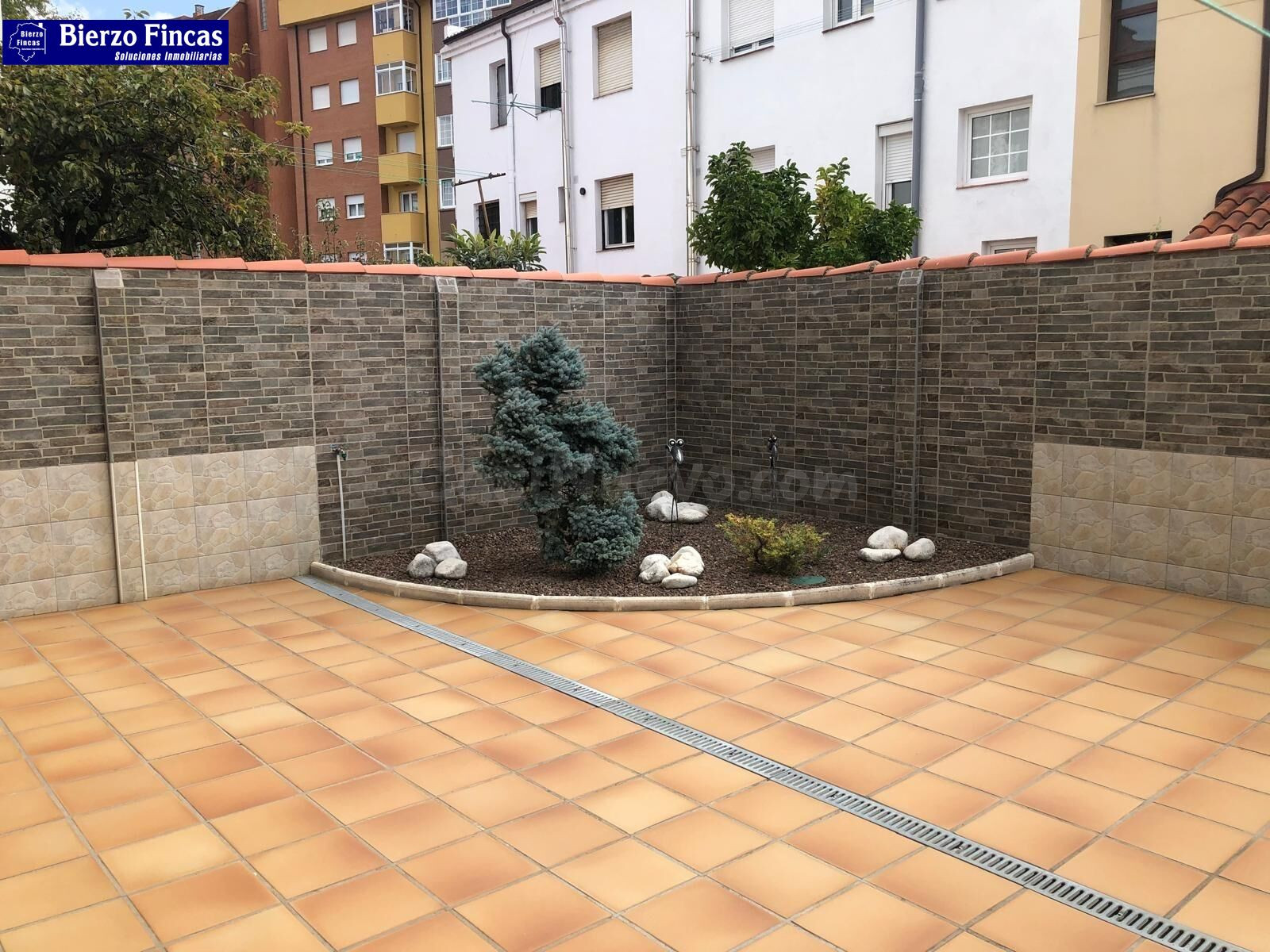 SE VENDE VIVIENDA UNIFAMILIAR EN LEON