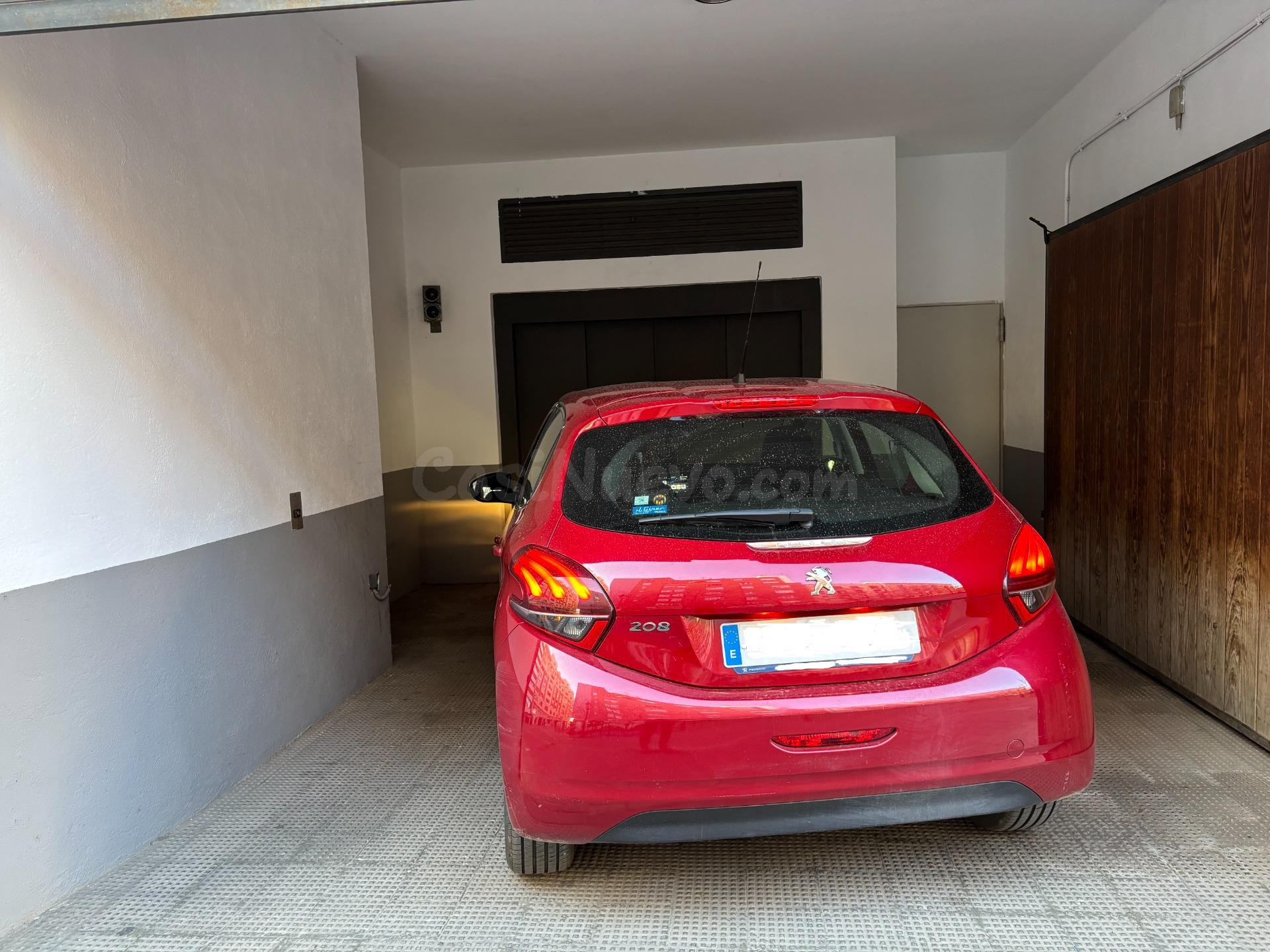 Plaza de garaje coche pequeño - foto 3