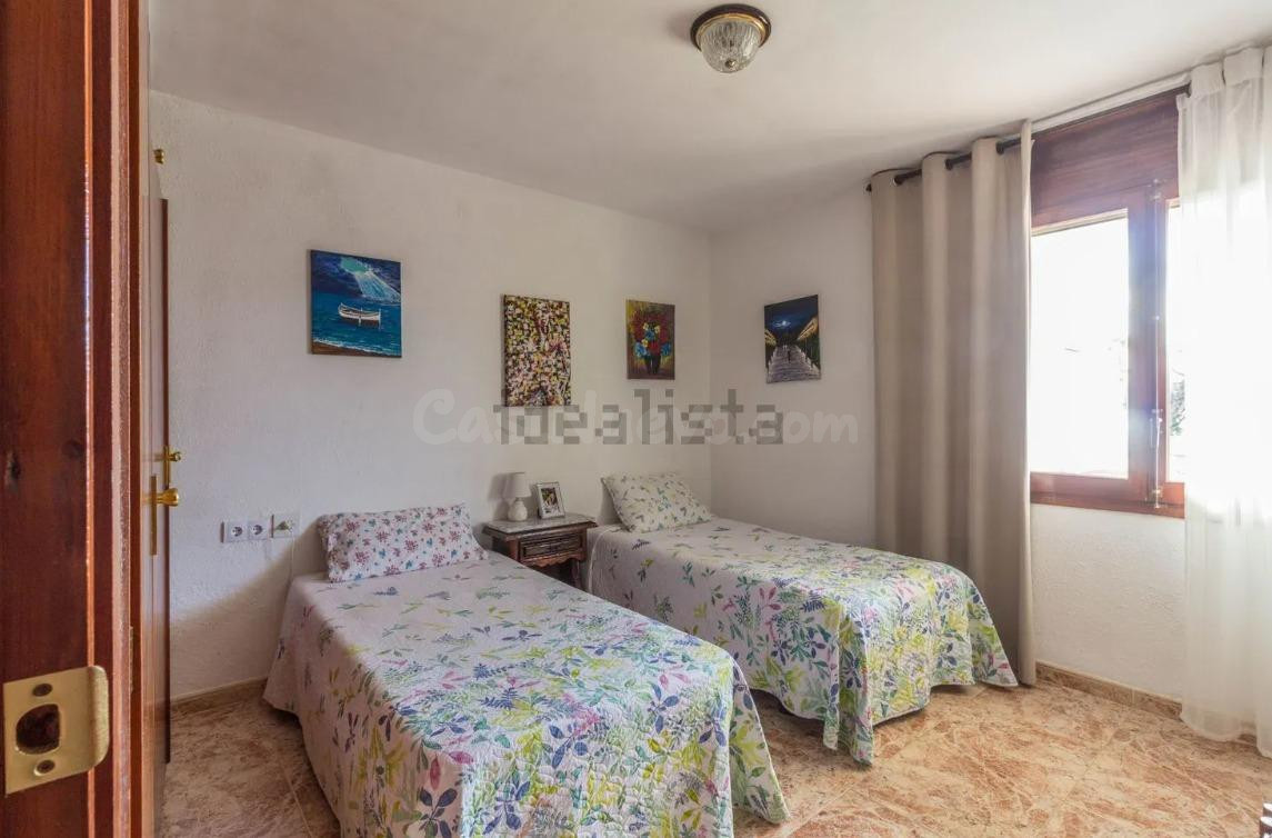 PISO EN CAMBRILS DE 2 habitaciones EN LA LLOSA CON PARKING. - foto 5
