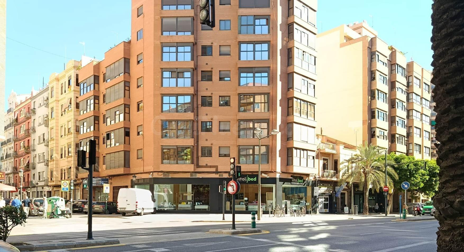 Plaza de garaje para coche pequeño