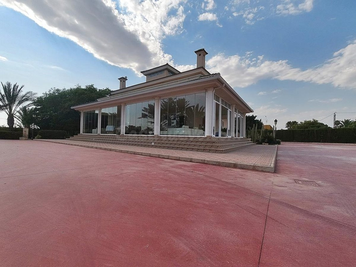 Chalet 6 habitaciones 500m² en venta - Elche pedanias - foto 2