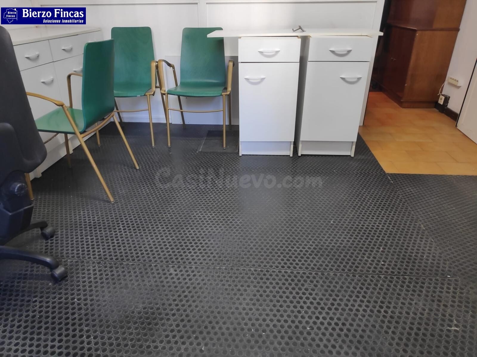 SE ALQUILA OFICINA EN ORDOÑO II - foto 5
