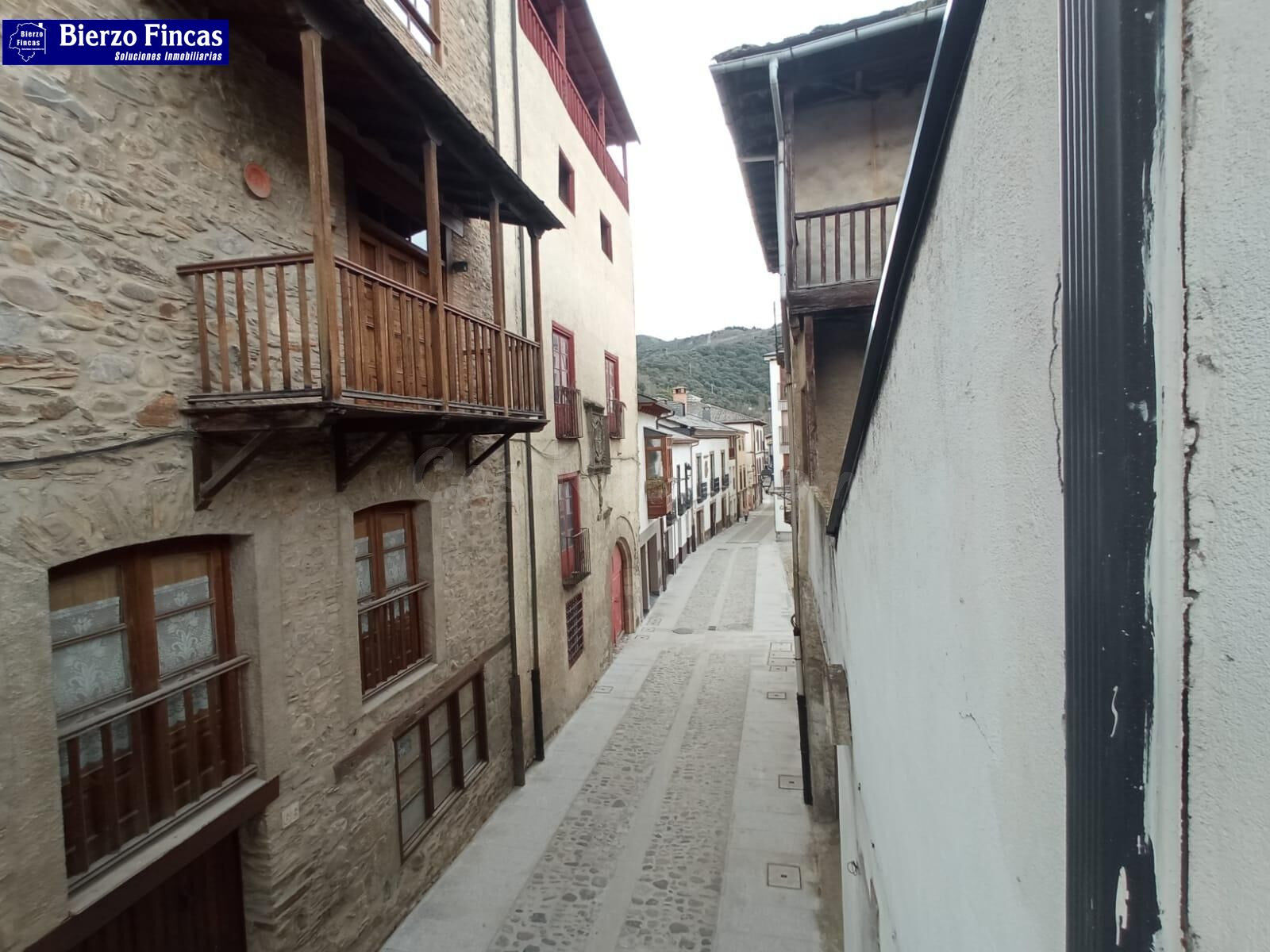SE VENDE CASA EN VILLAFRANCA - foto 4
