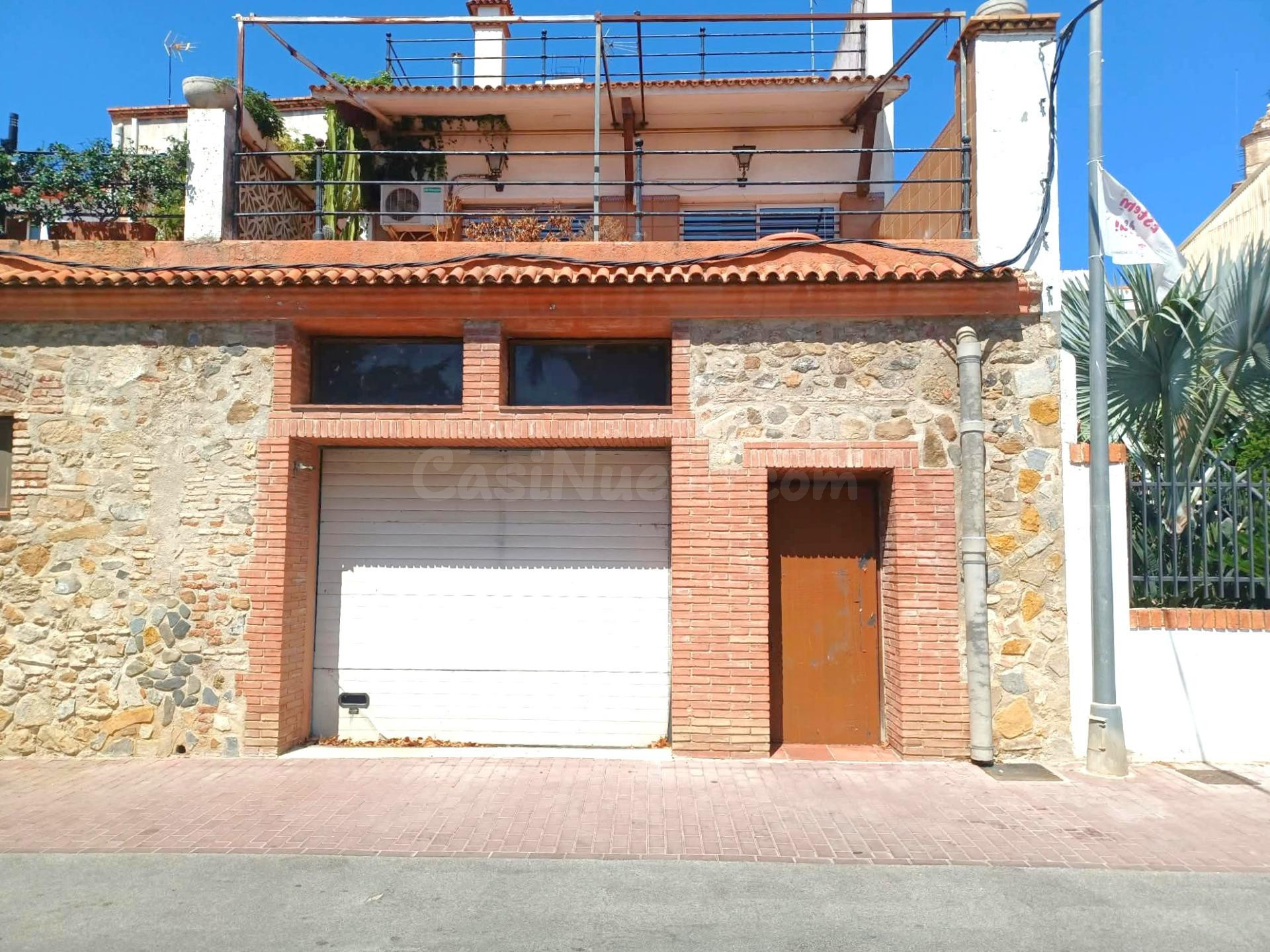 CASA EN BOTARELL PARA REFORMAR PROCEDENTE DE BANCO