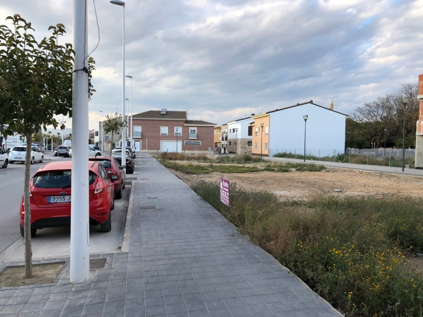 ESTUPENDO SOLAR JUNTO AL PARQUE DE LA BOMBILLA - foto 4