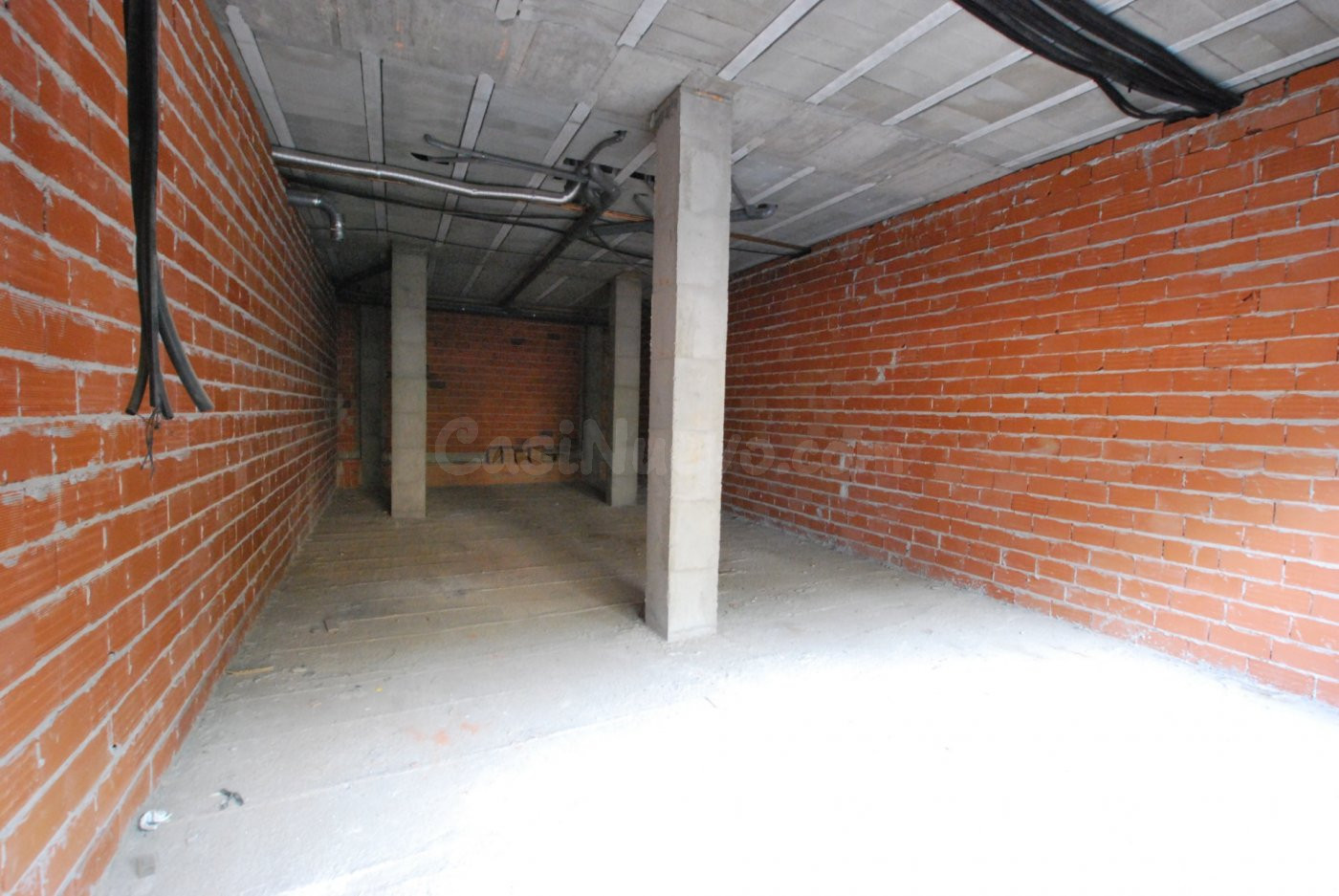Local comercial Lliria tranquila zona frente parque ajardina - foto 3