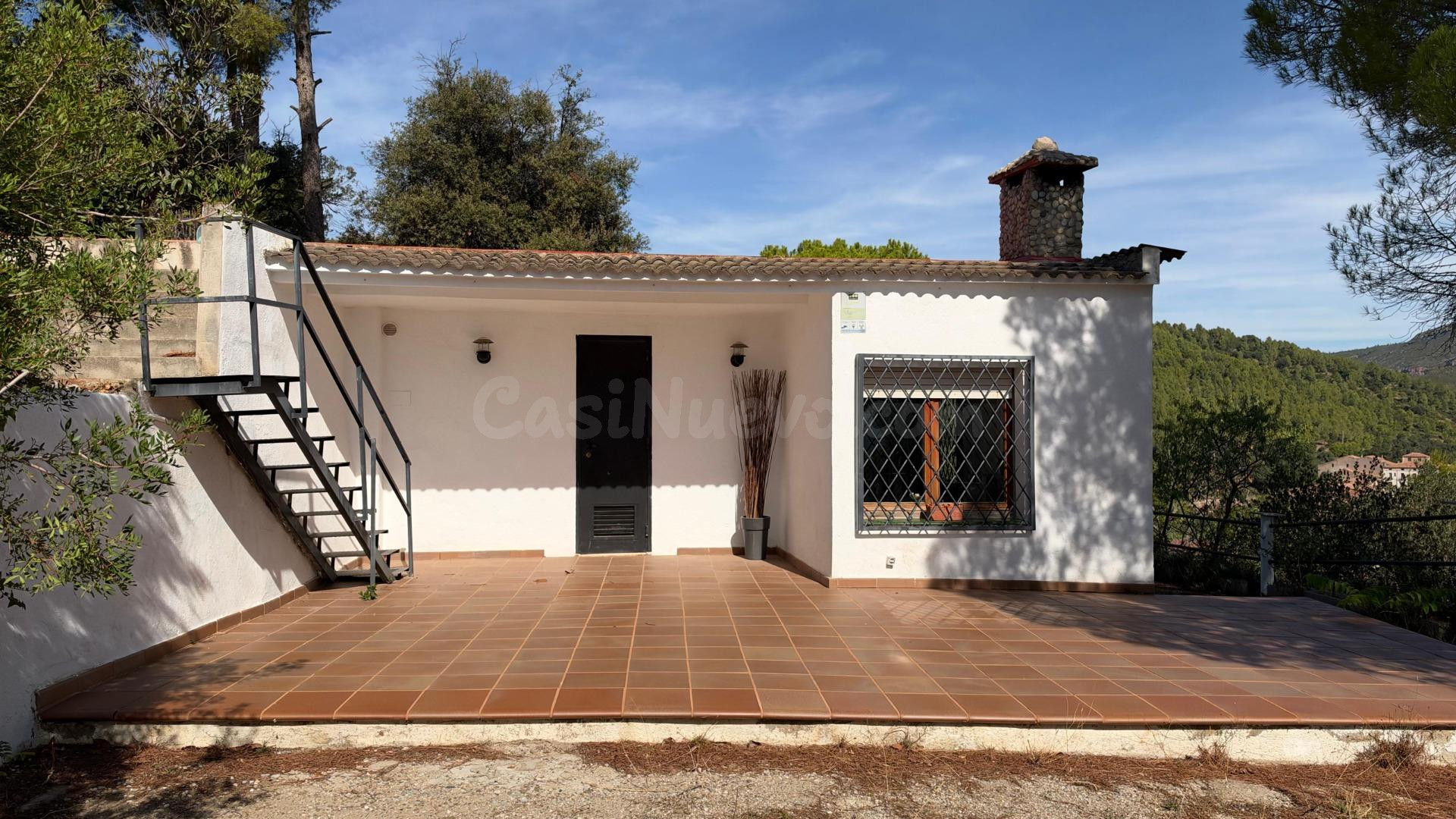 DOS CASAS INDEPENDIENTES EN APROXIMADAMENTE 2.000 M2 DE TERR - foto 2