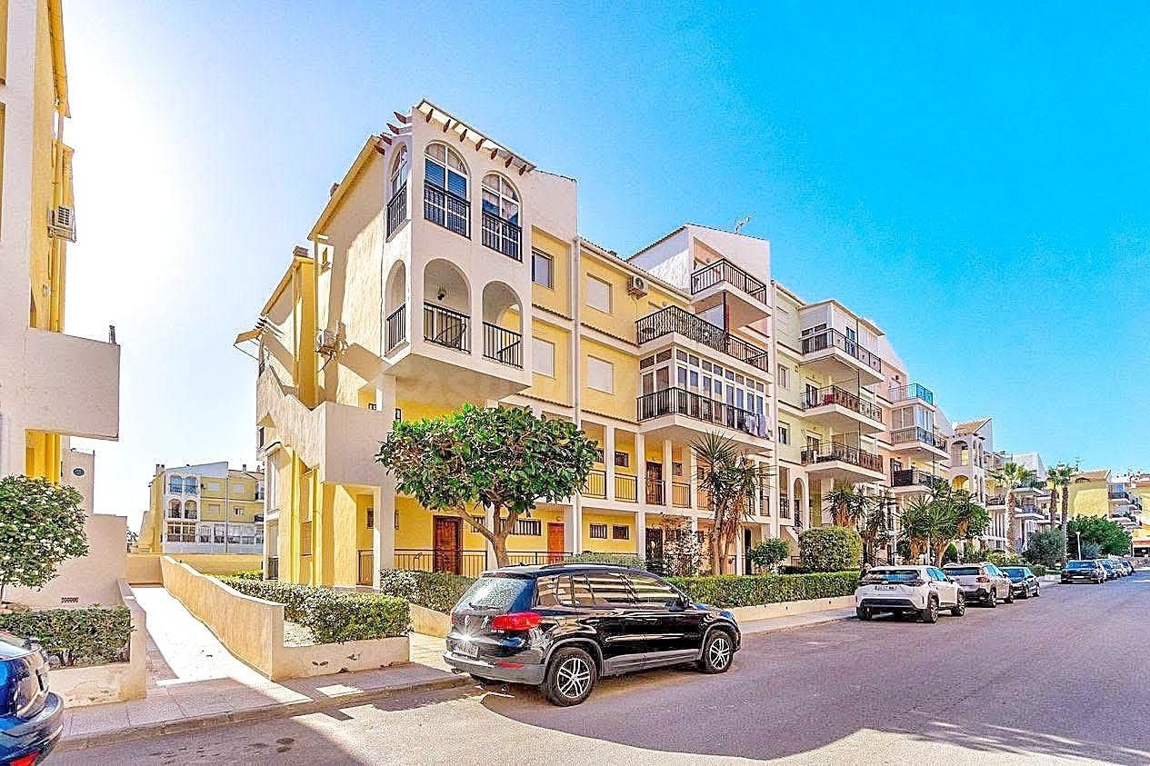 ¡Tu hogar muy cerca del mar! en Torrevieja !!!