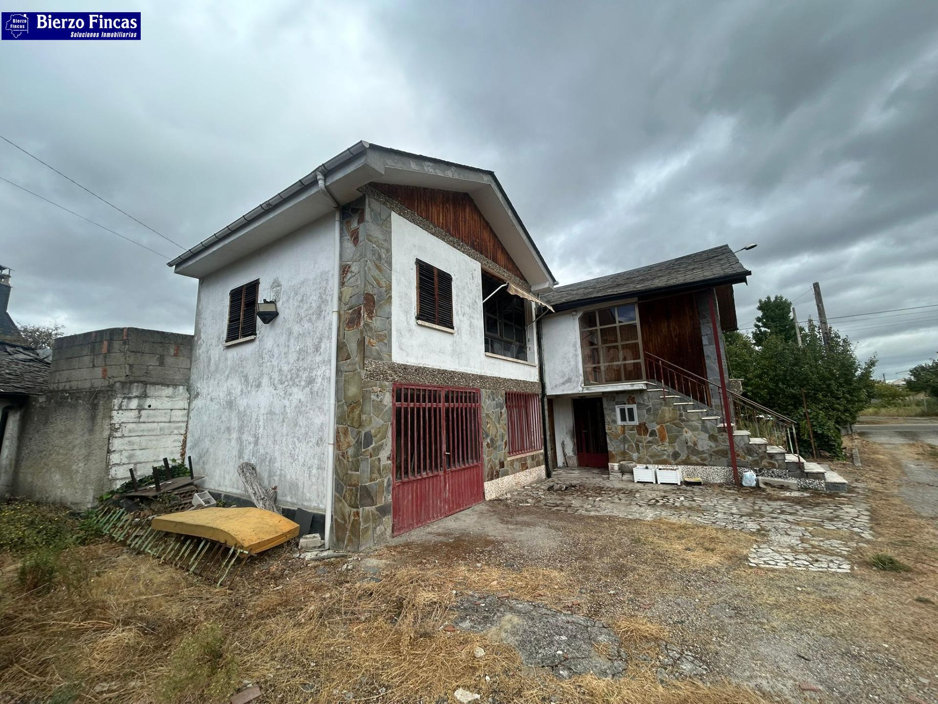 SE VENDE CASA EN CARRACEDELO - foto 4