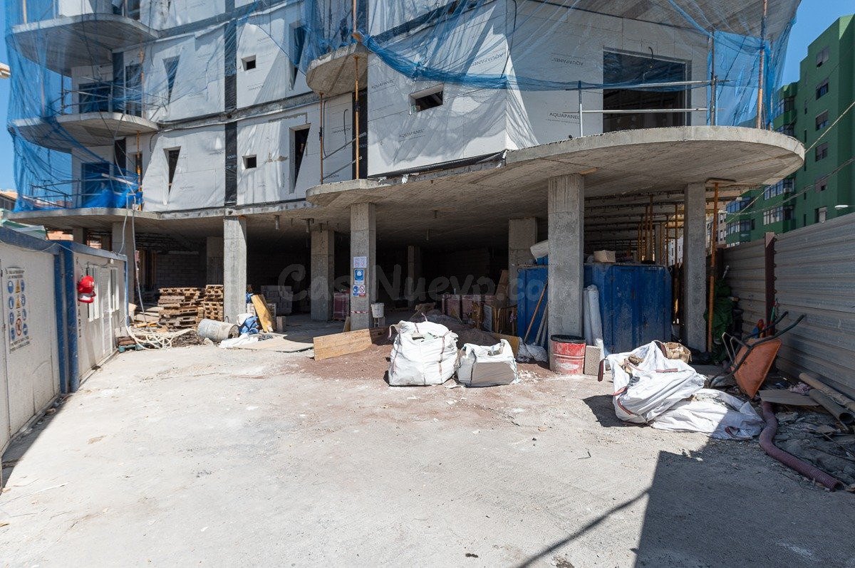 Magnífico local comercial de nueva construcción en C/ Fernan - foto 5