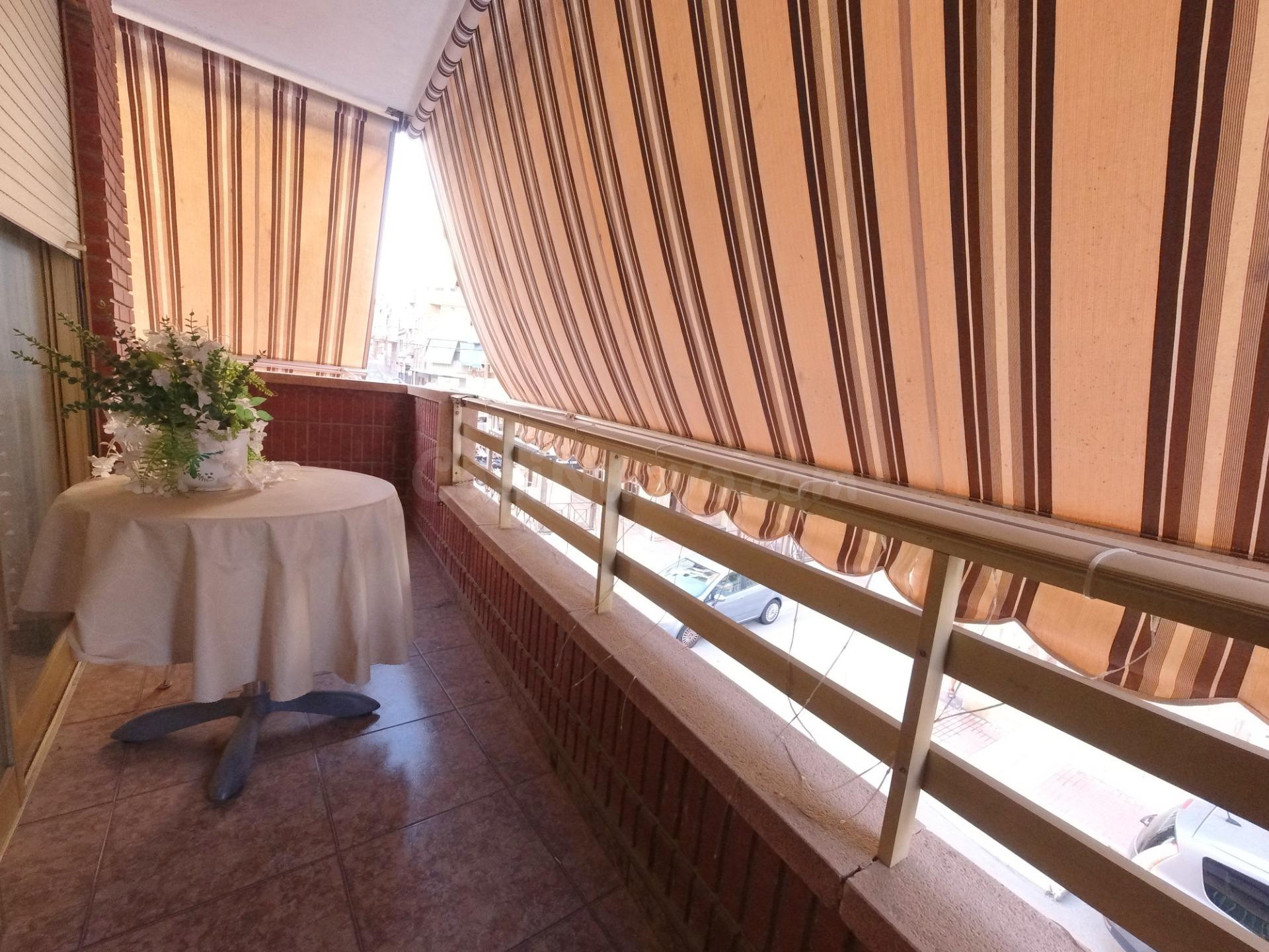 Amplio Piso en Playa Levante, Santa Pola - €280,000 - foto 2
