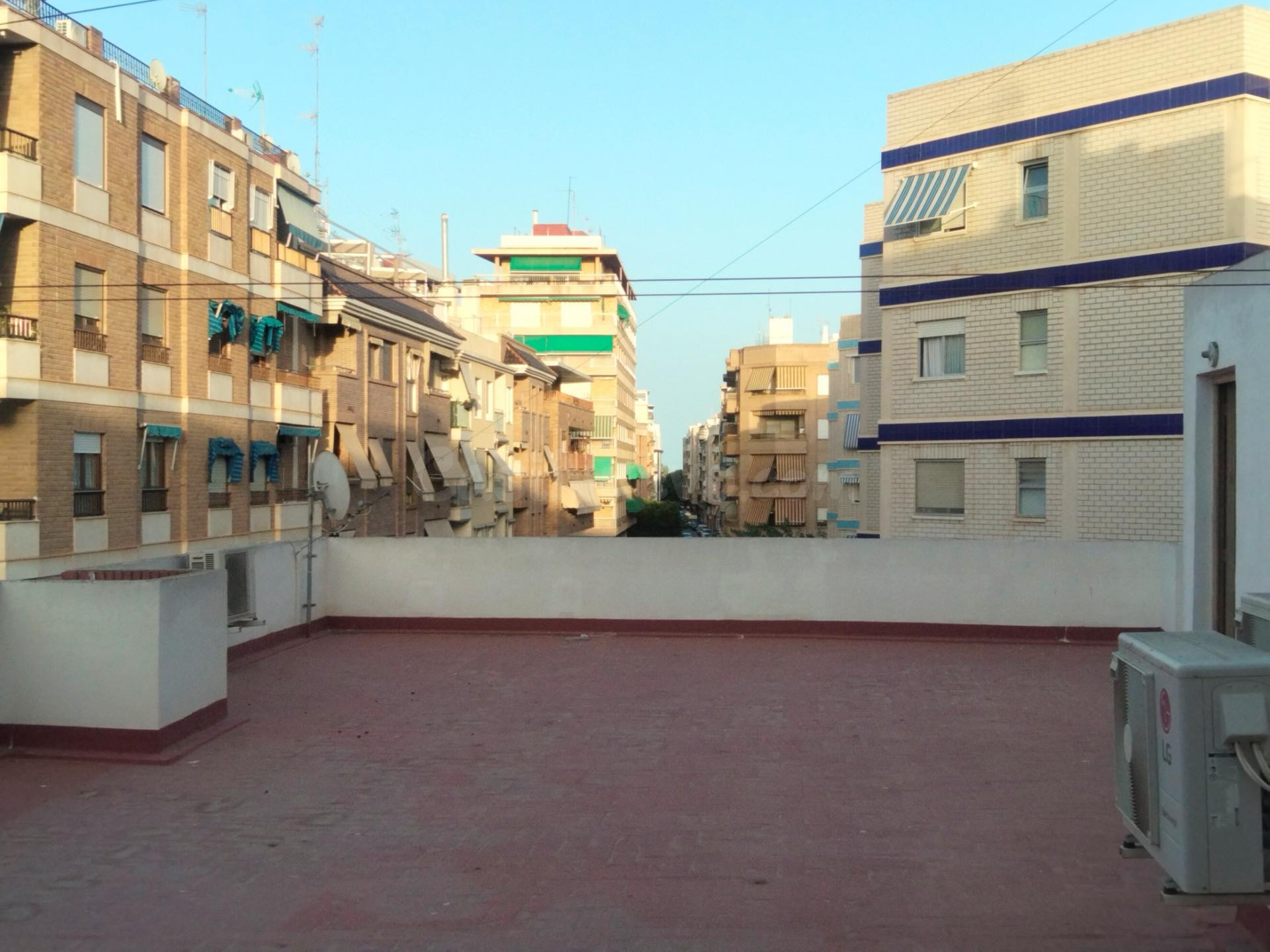 Amplio Piso en Playa Levante, Santa Pola - €280,000 - foto 5