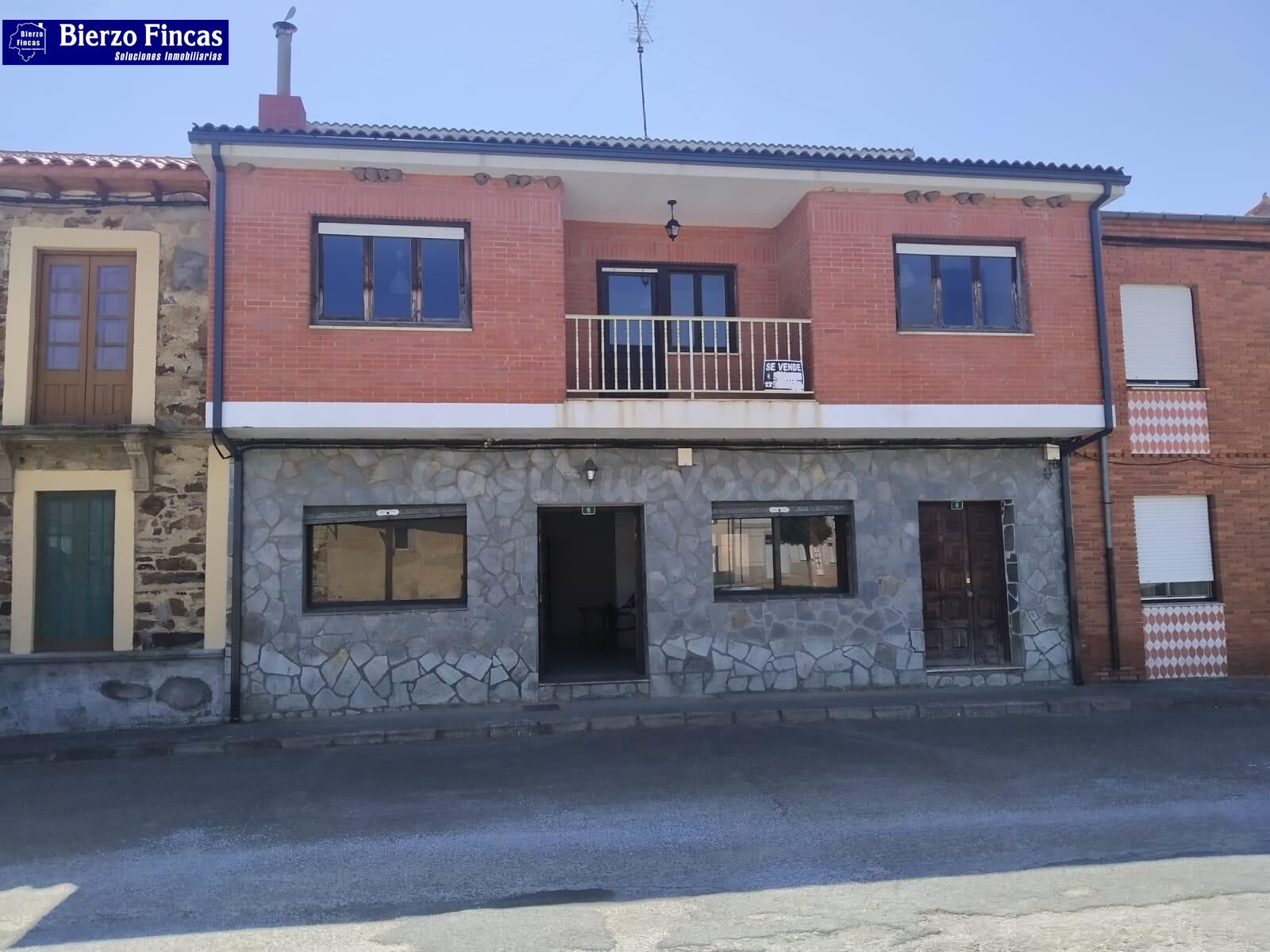 SE VENDE CASA EN MIÑAMBRES DE LA VALDUERNA